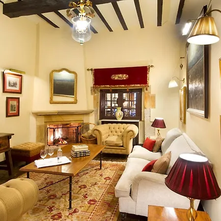 Parador de Santillana Gil Blas-3